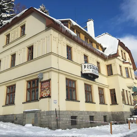 Hostel Chata Labska